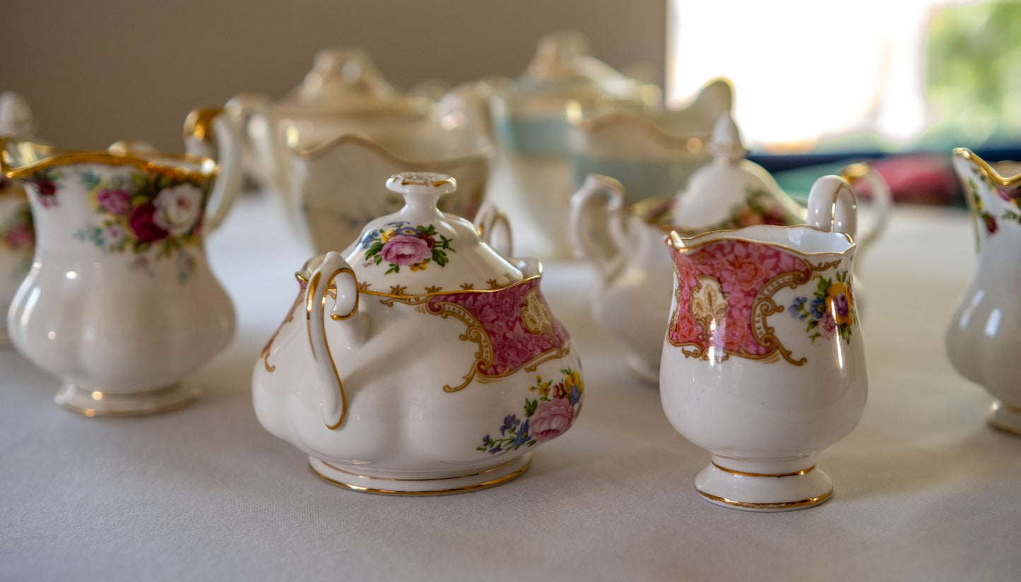 Vintage Cream & Sugar Set